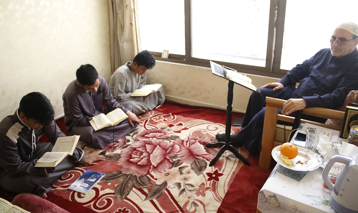 SANTRI THOLIB YANG MENGAMBIL SANAD TILAWAH